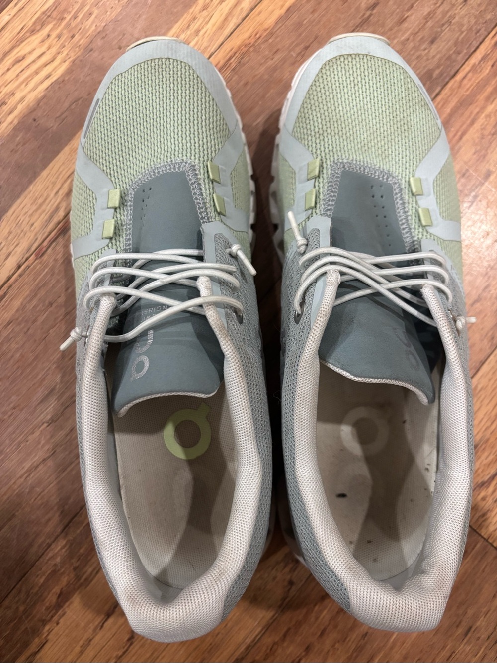 On Running Women's Light Gray and Mint Green Cloud Shoes - Picture 5 of 5